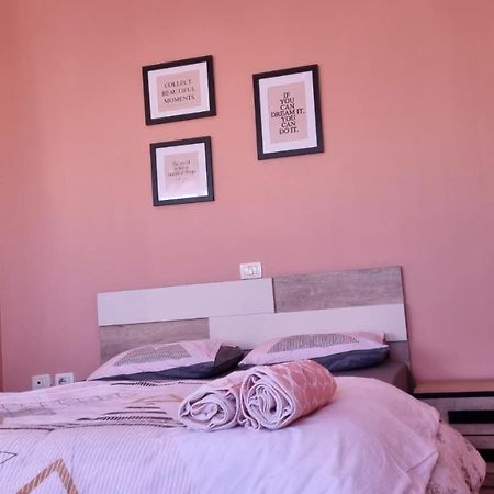 טיראנה Sky Apartament. Bllok District מראה חיצוני תמונה